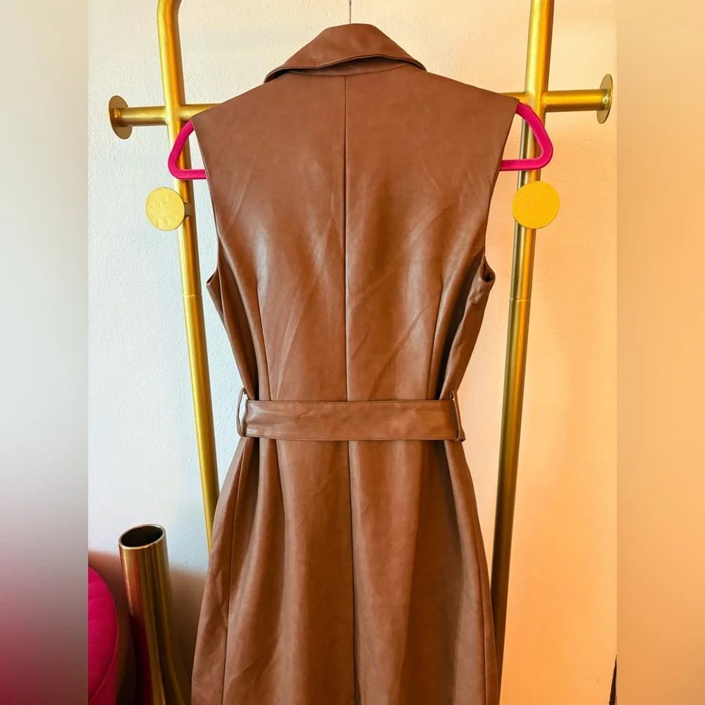 7 For All Mankind Sleeveless Faux-Leather Trench Vest/Jacket in Brown/Tan Color - Picture 6 of 13